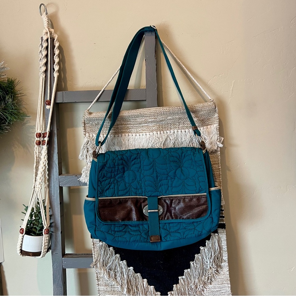 Fossil Key-Per Quilted Blue Brown Large Messenger Crossbody Shoulder Bag